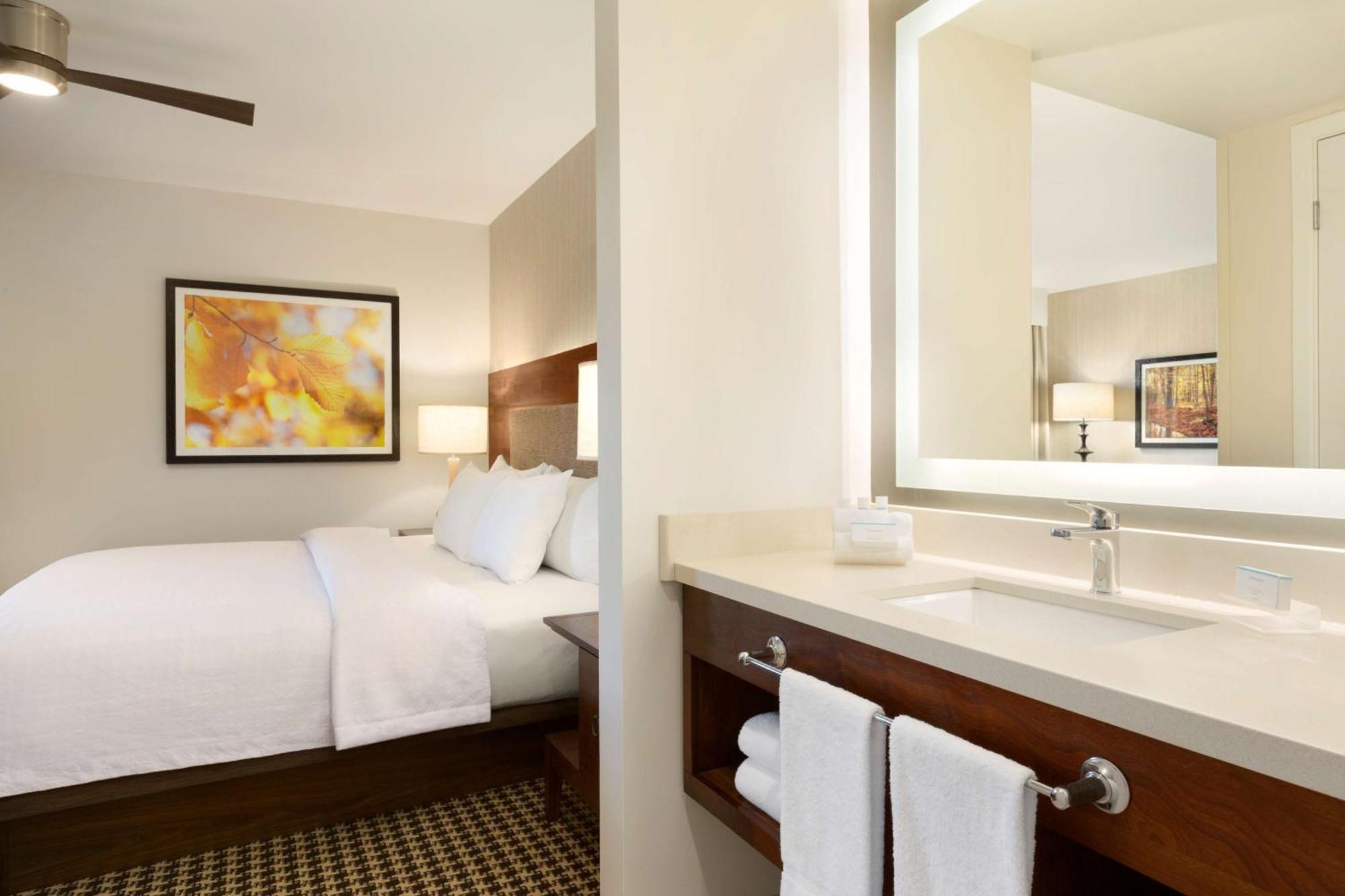 Homewood Suites By Hilton Аугуста Екстериор снимка